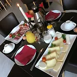 Am Rathaus Adii Hotel