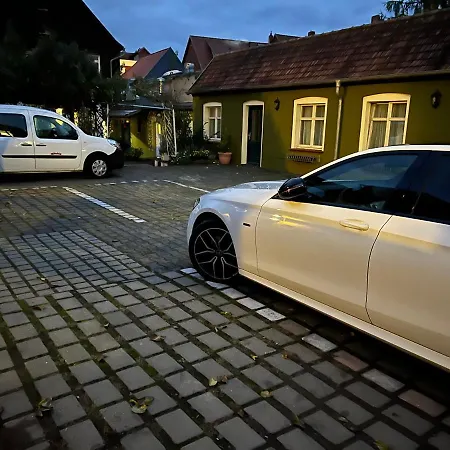 Am Rathaus Adii 酒店