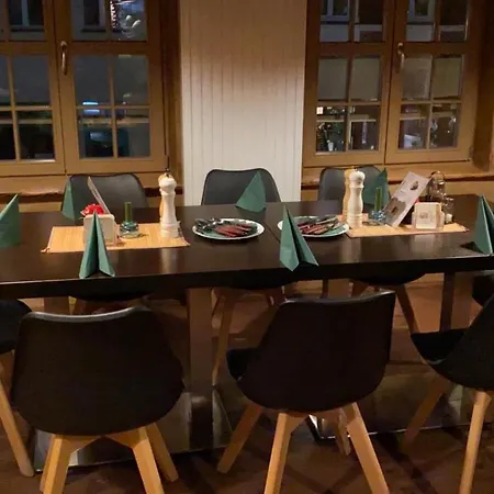 Am Rathaus Adii 3*