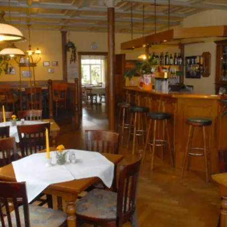 Am Rathaus Adii Отель 3*