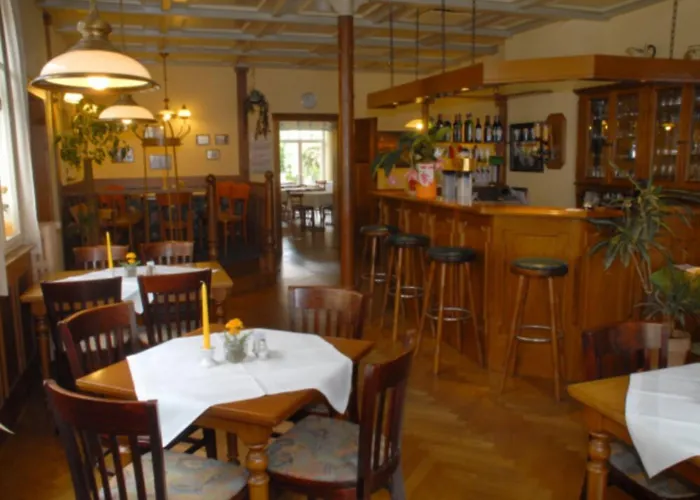 Am Rathaus Adii Отель 3*