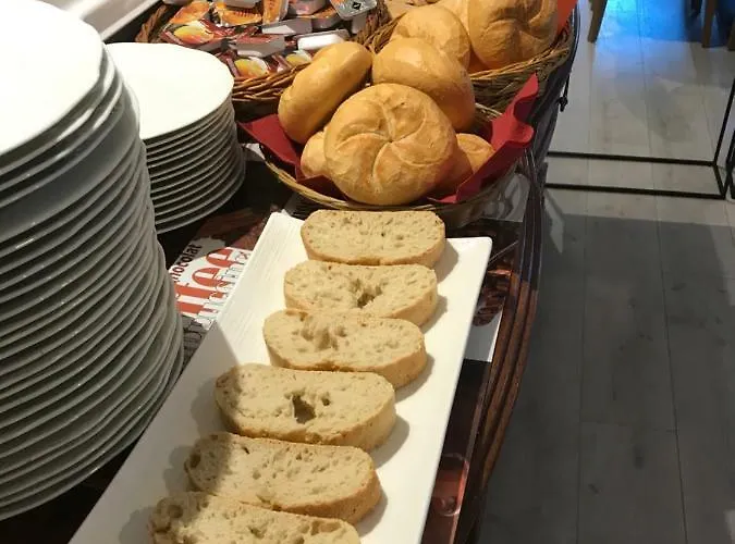 Отель Am Rathaus Adii