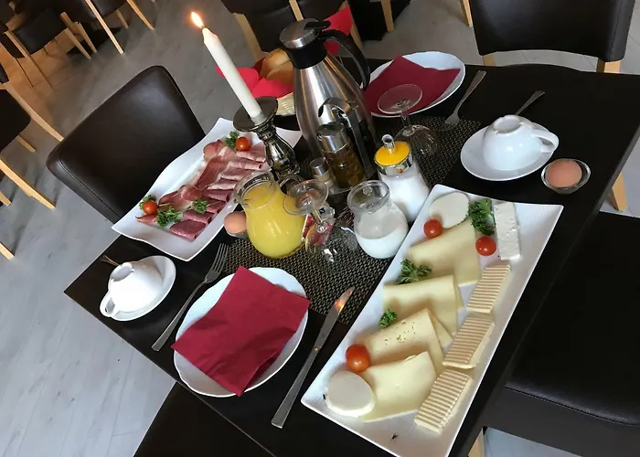 Am Rathaus Adii Hotell